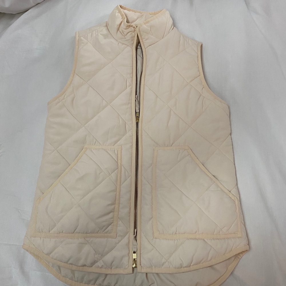 Jcrew cream quilted puffer vest